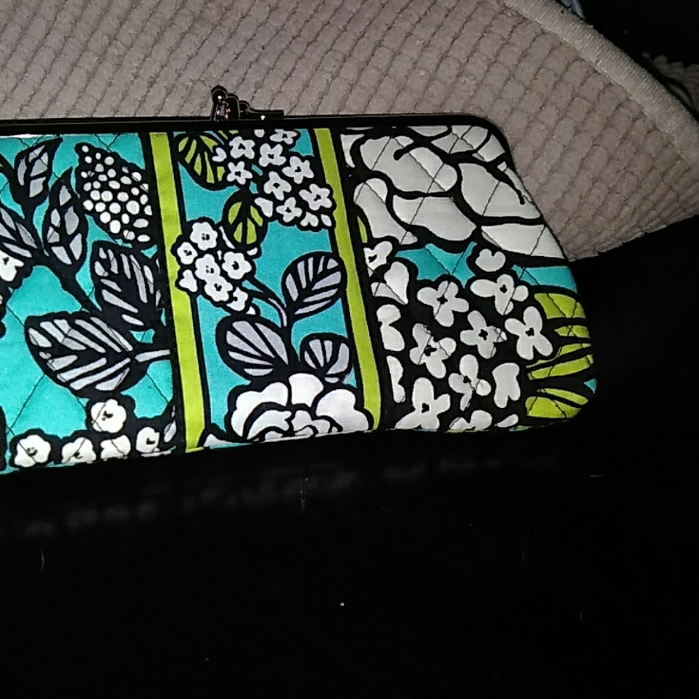 Vera Bradley clutch wallet Island Blooms pattern